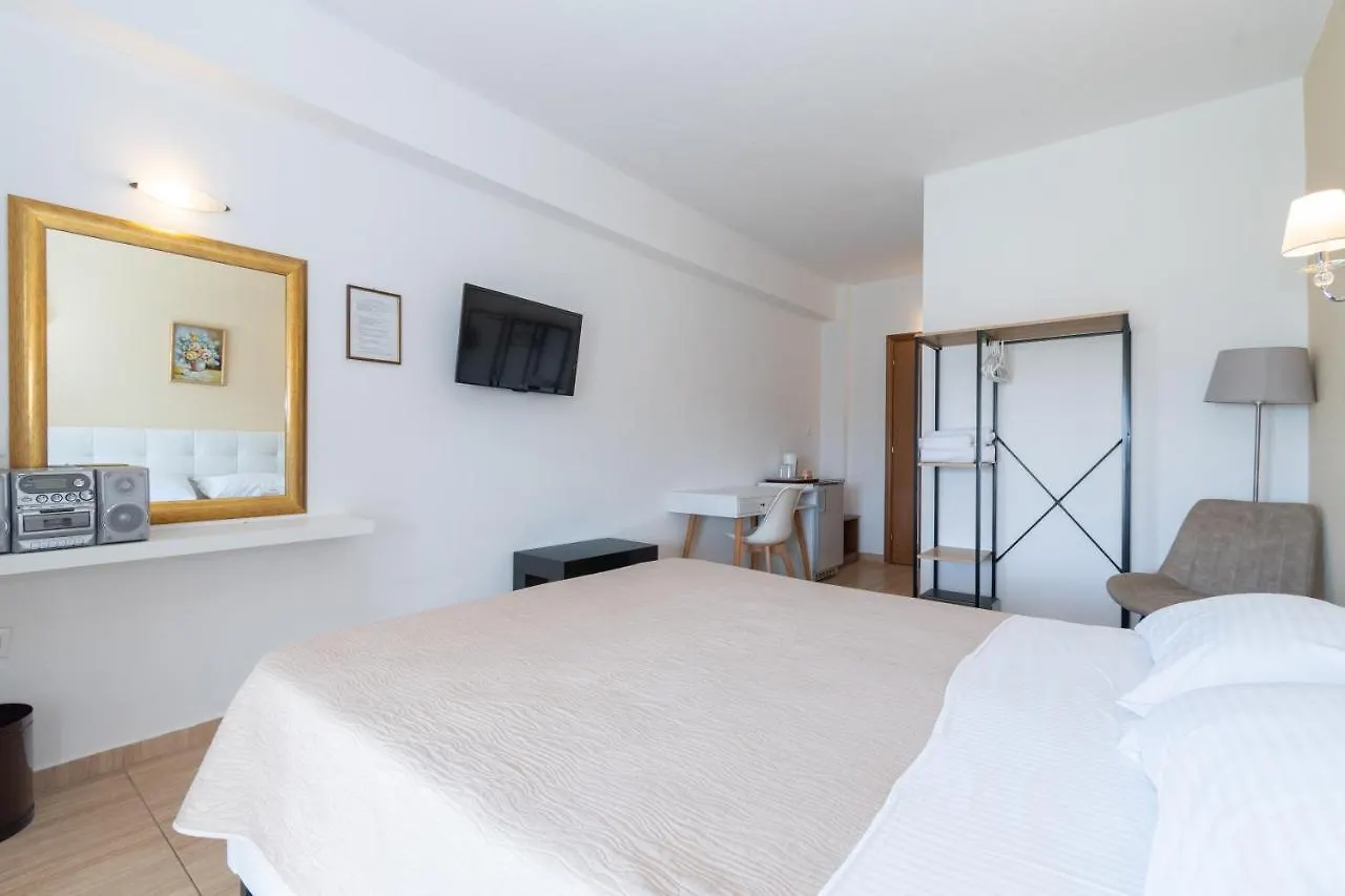 Star Paradise Hotel Neos Marmaras